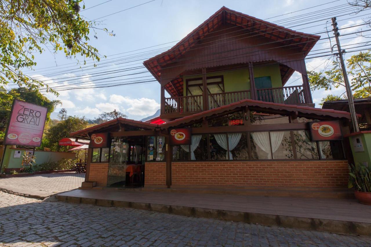Inn Zero Grau